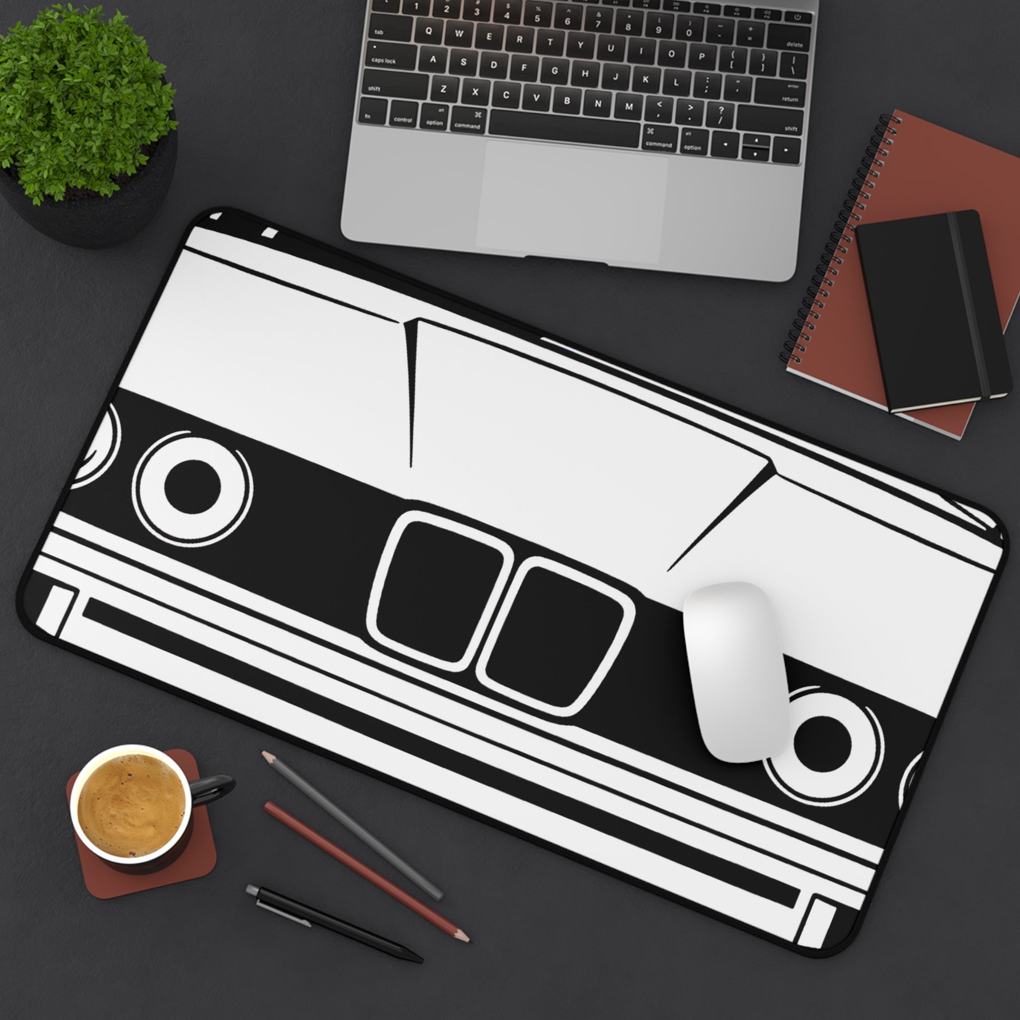 BMW E30 Desk Mat