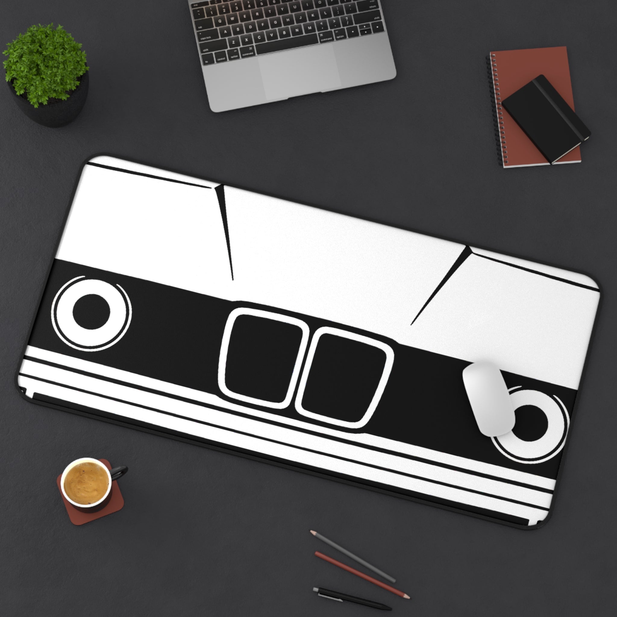 BMW E30 Desk Mat